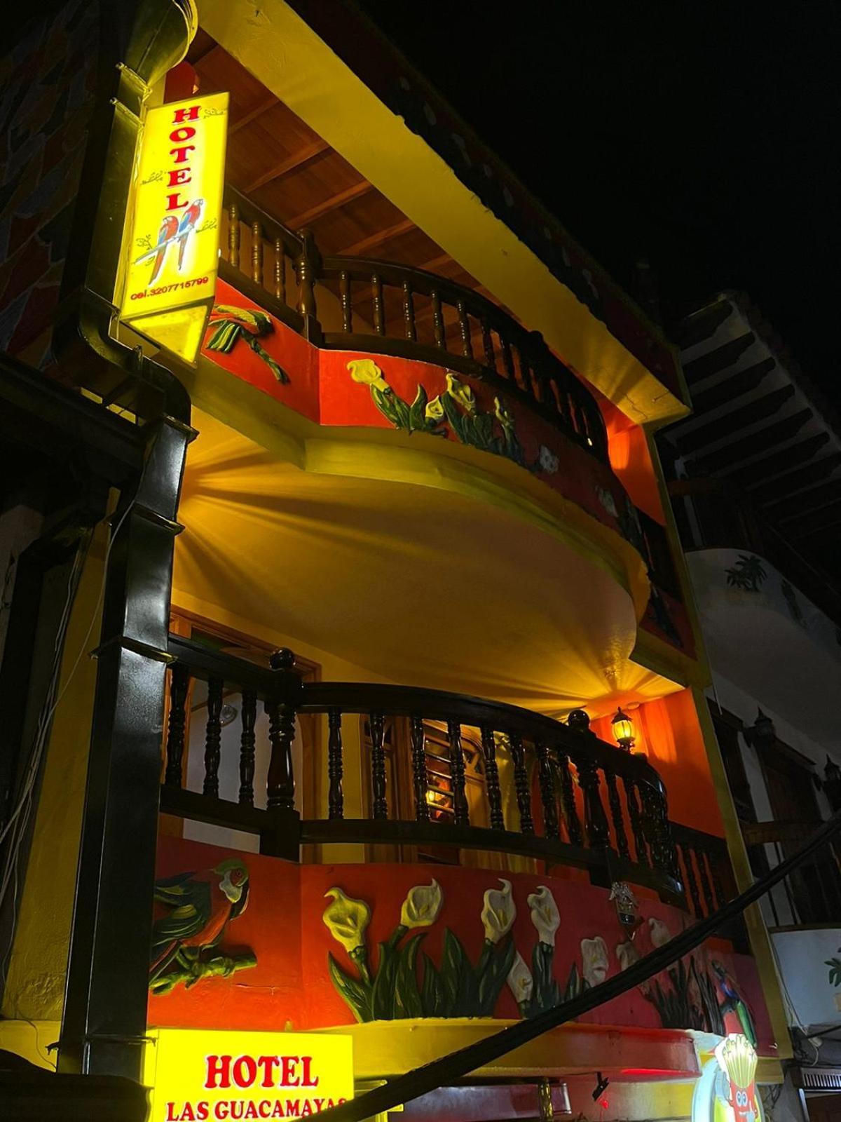Hotel Las Guacamayas Guatape Bagian luar foto