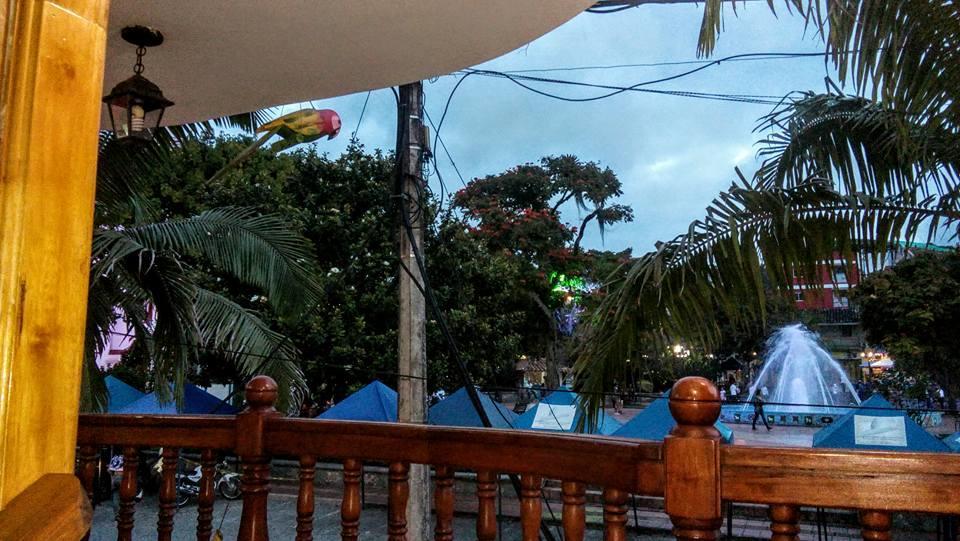 Hotel Las Guacamayas Guatape Bagian luar foto