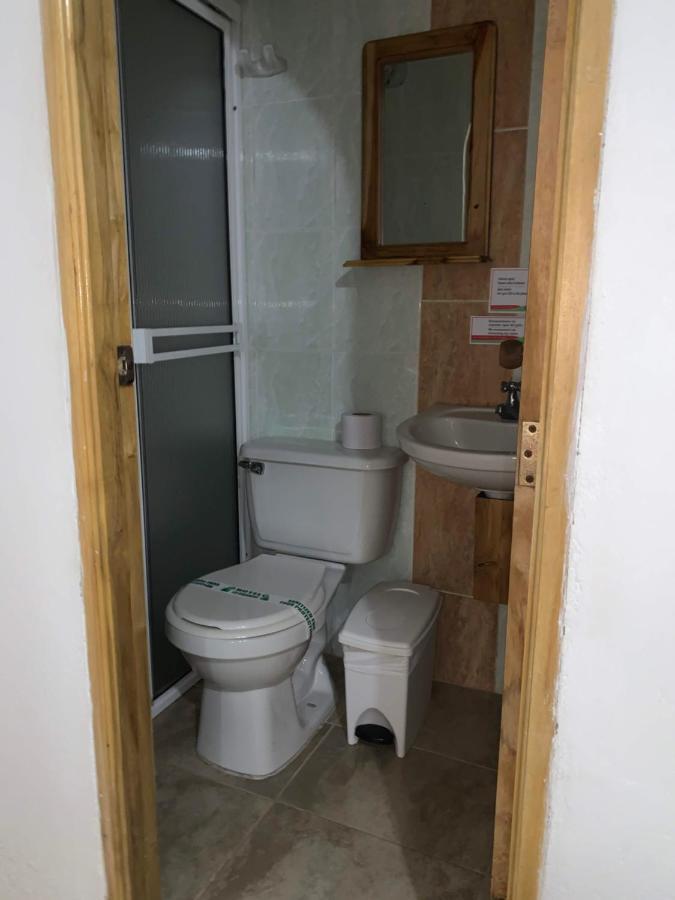 Hotel Las Guacamayas Guatape Bagian luar foto