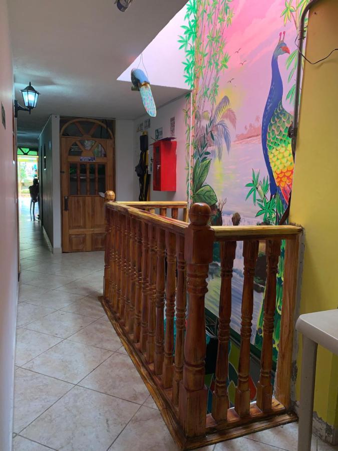 Hotel Las Guacamayas Guatape Bagian luar foto