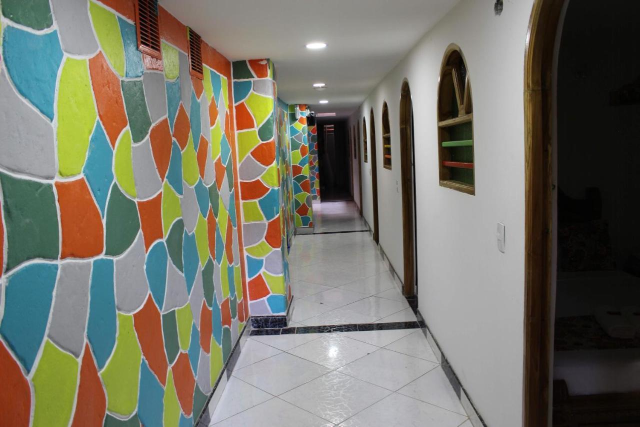 Hotel Las Guacamayas Guatape Bagian luar foto